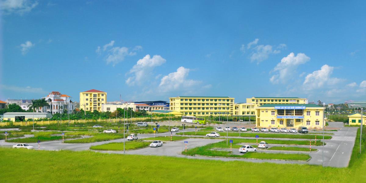 truong day lai xe thanh dat