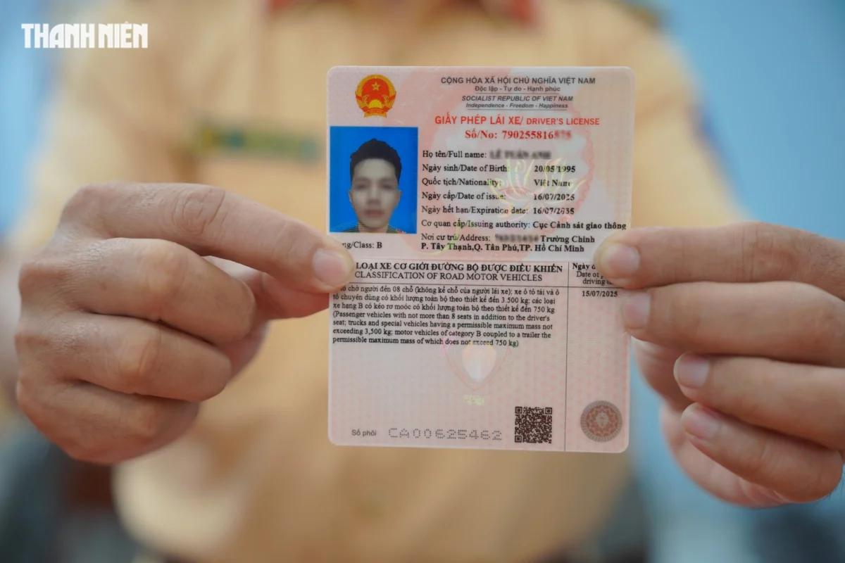 Giấy phép lái xe mới: Tăng bảo mật, chống làm giả